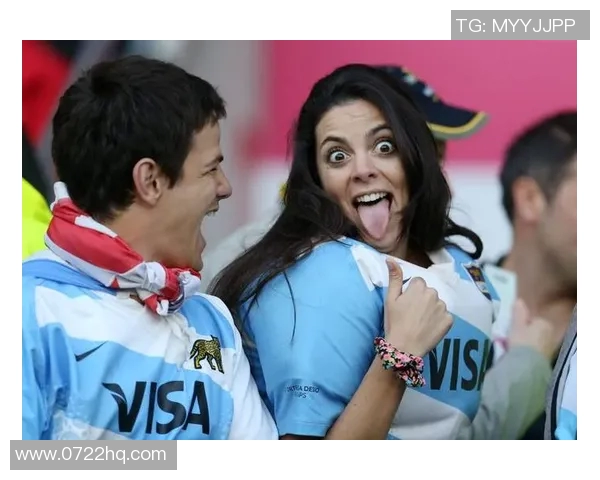 高清足球明星女运动员精彩瞬间展示与风采分享